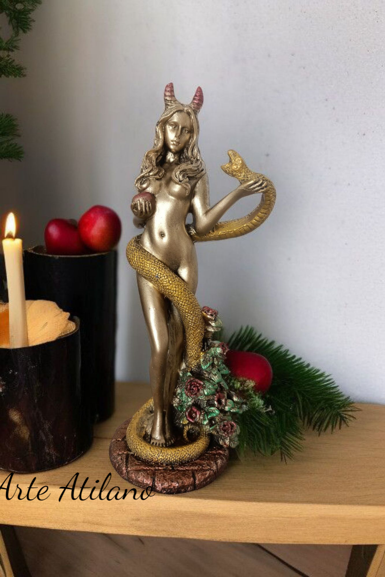 Estatua de Lilith – Diosa de la Noche y la Libertad