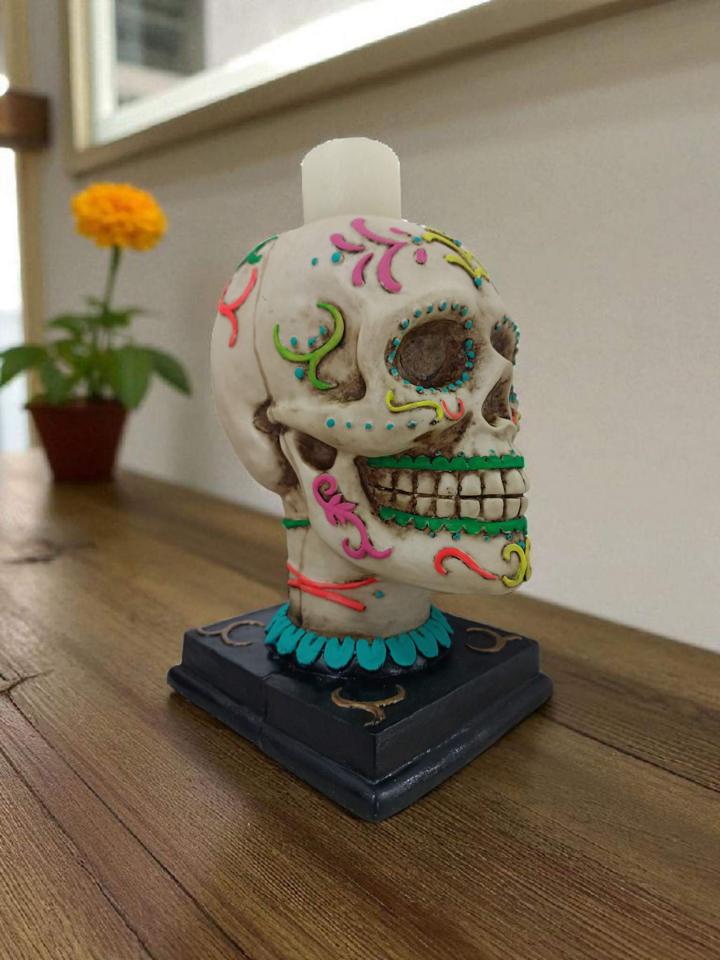 Cráneo decorativo floreado para día de muertos ofrenda porta vela
