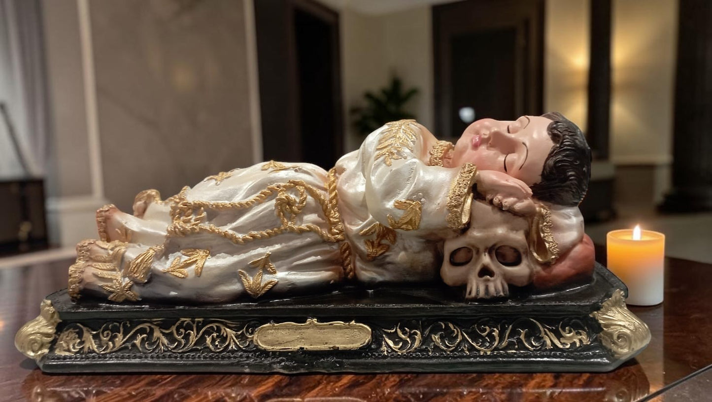 Niño de la Suerte – Protector de Abundancia y Bendiciones