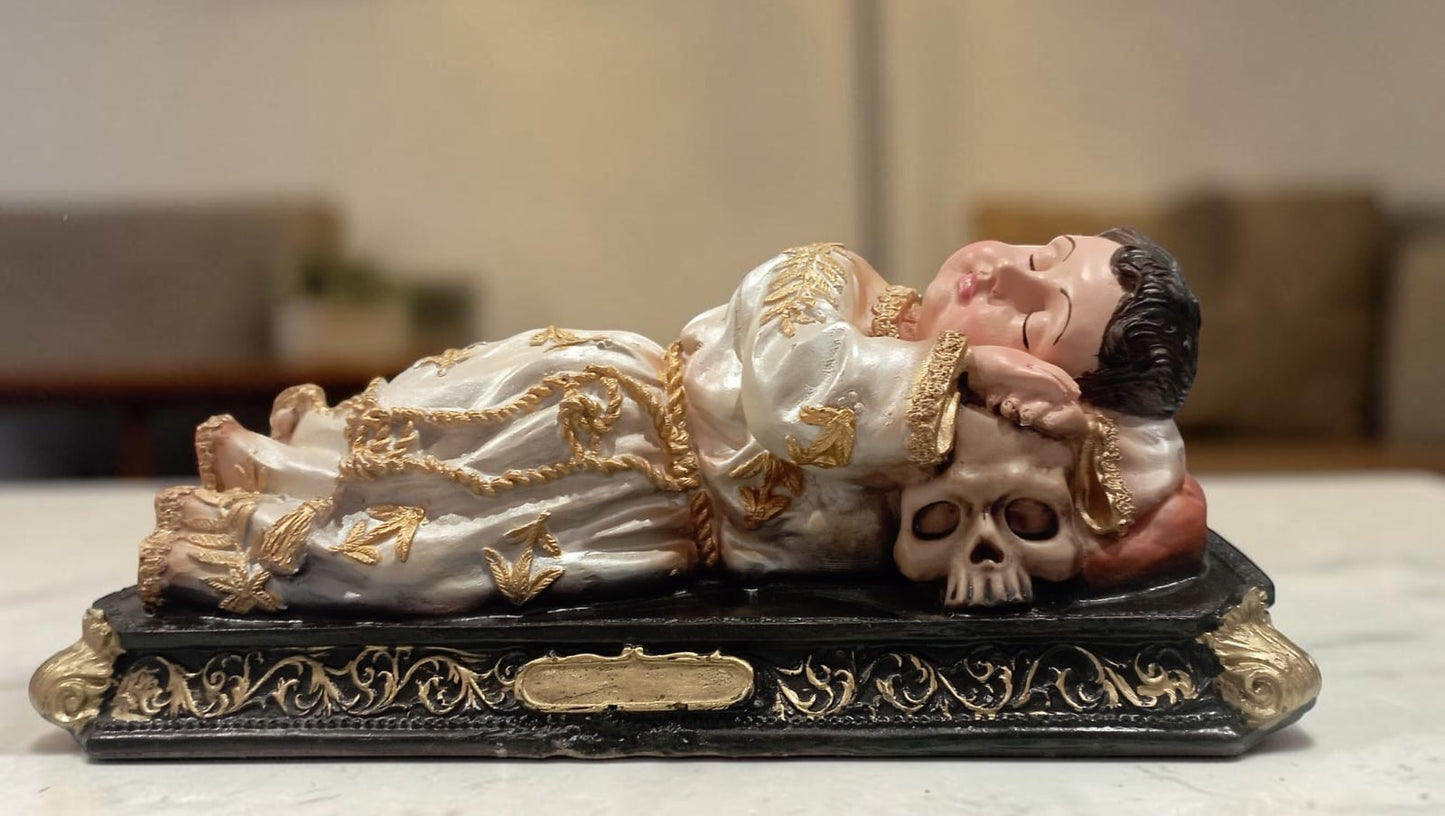 Niño de la Suerte – Protector de Abundancia y Bendiciones