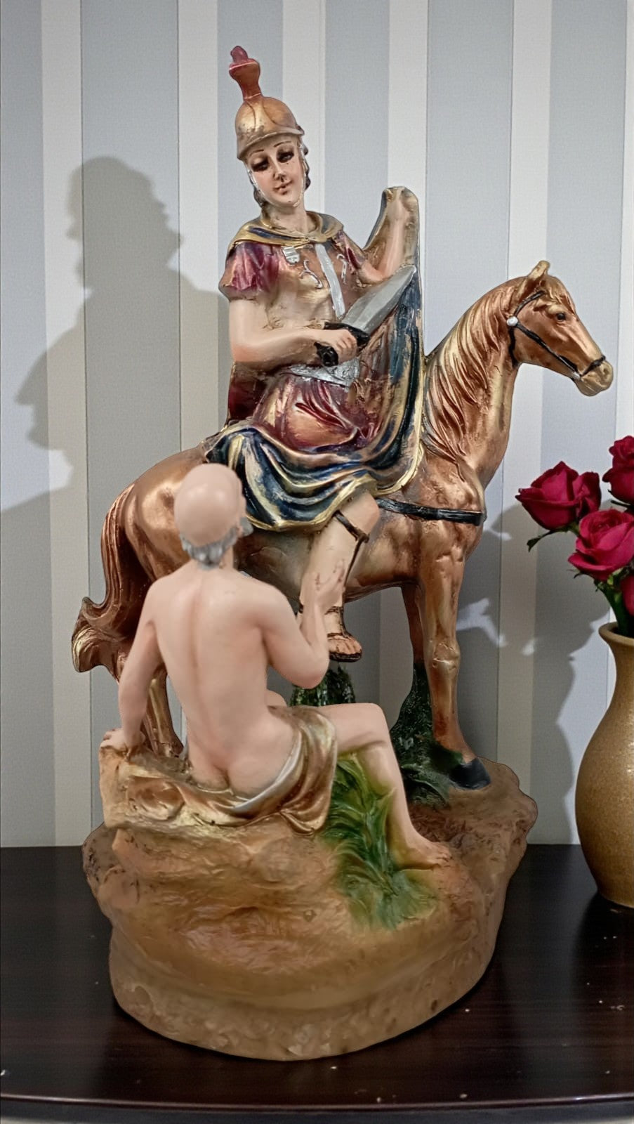 San Martín Caballero a Caballo – Protección, Prosperidad y Justicia