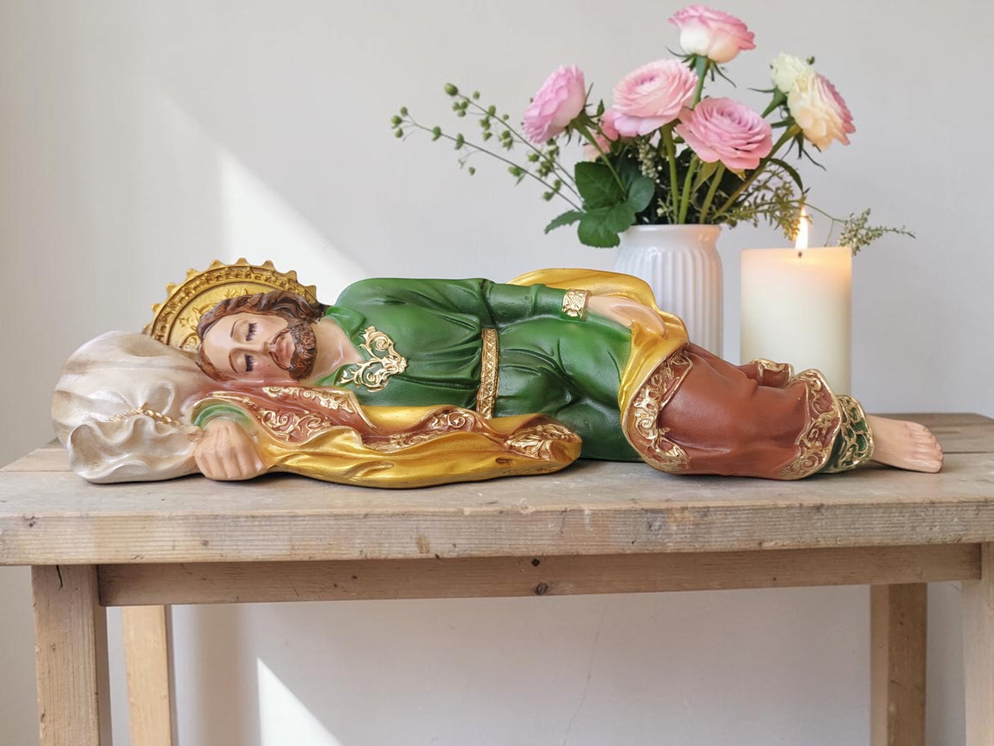 San José Dormido – Guardián de los Sueños y las Soluciones Divinas