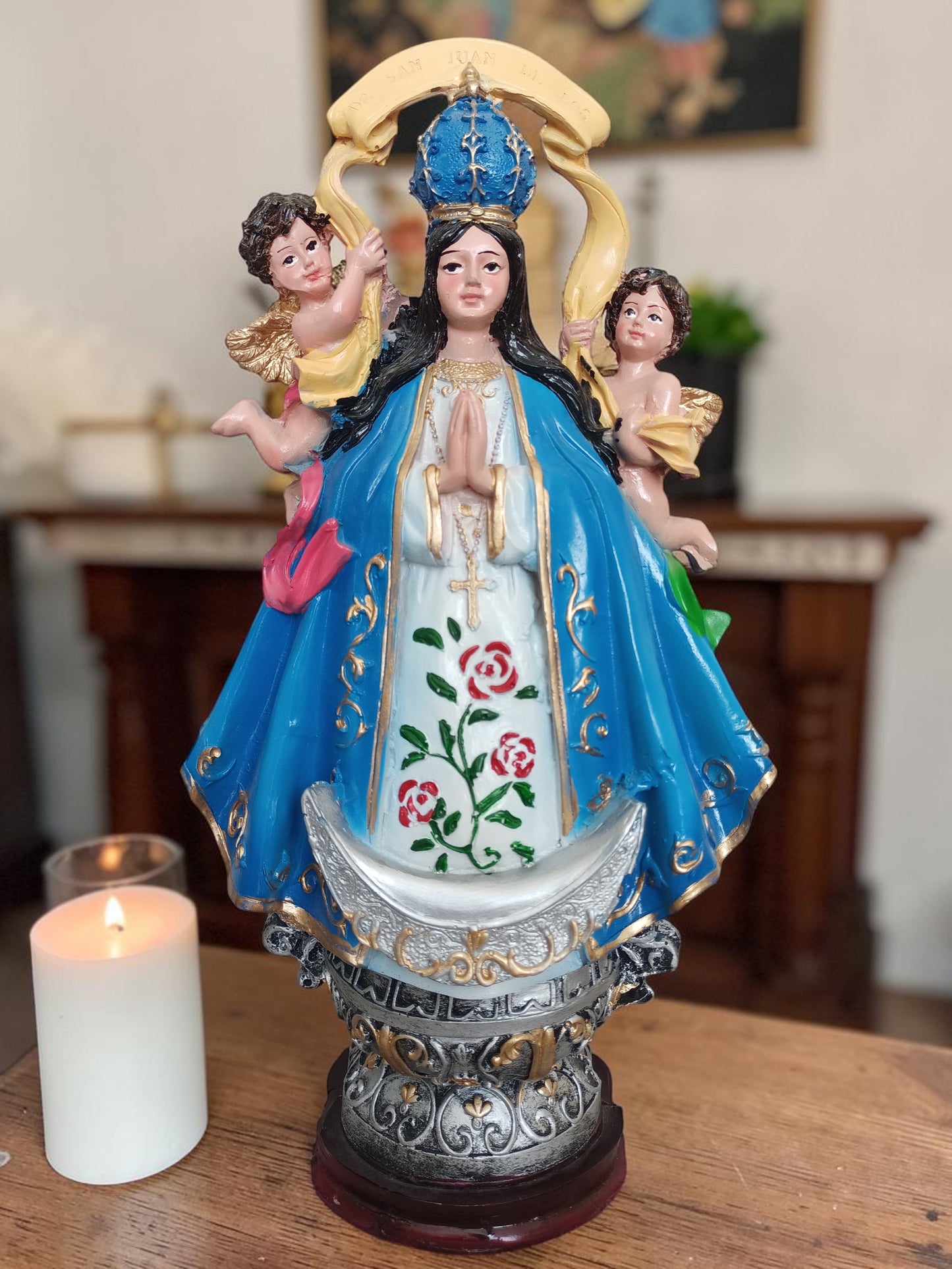 Virgen de San Juan de los Lagos – Fe, Milagros y Protección Divina (32 cm)