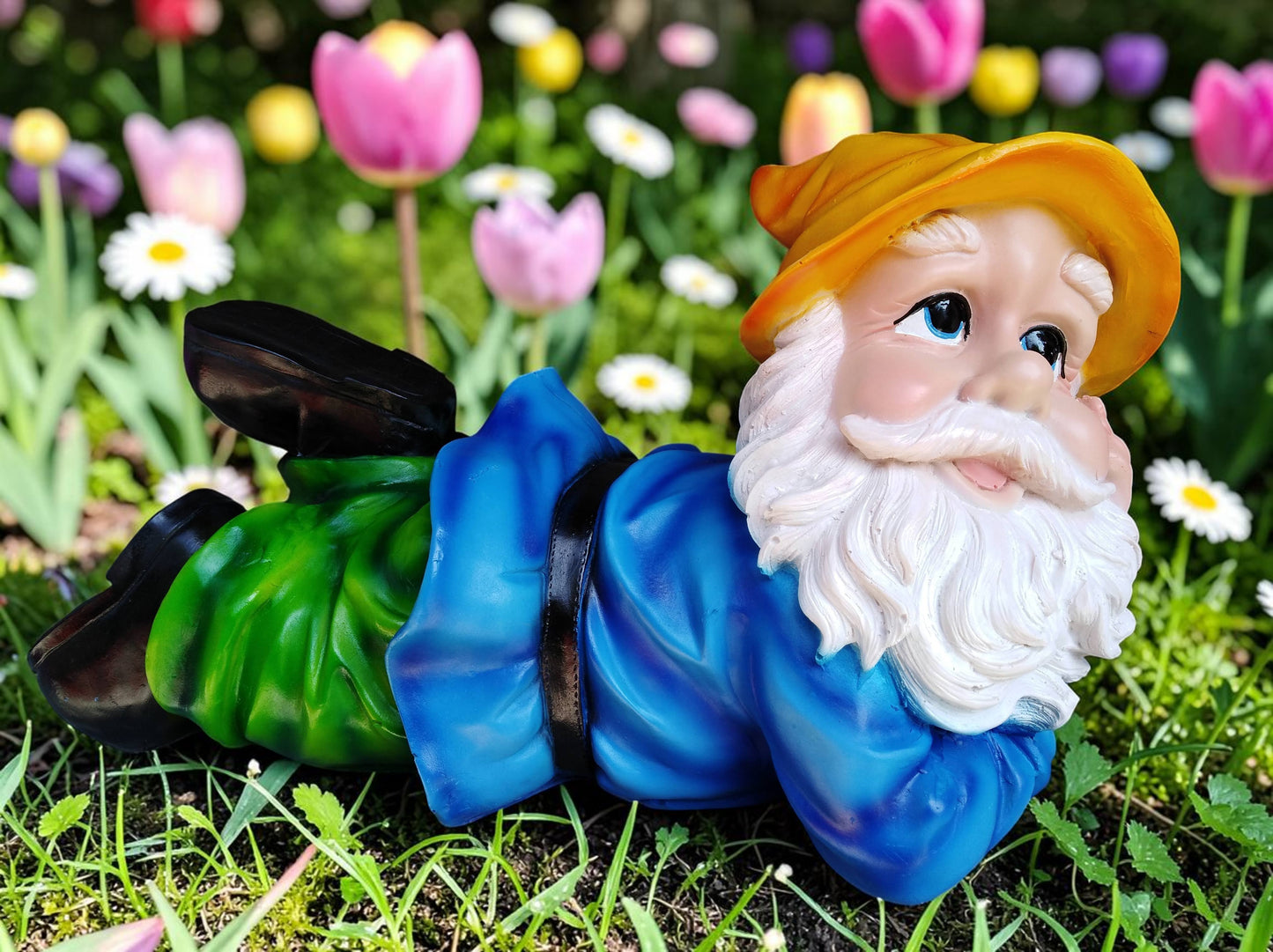 Duende Descansando de Jardín – Estatua Decorativa de Resina de 49cm de Largo