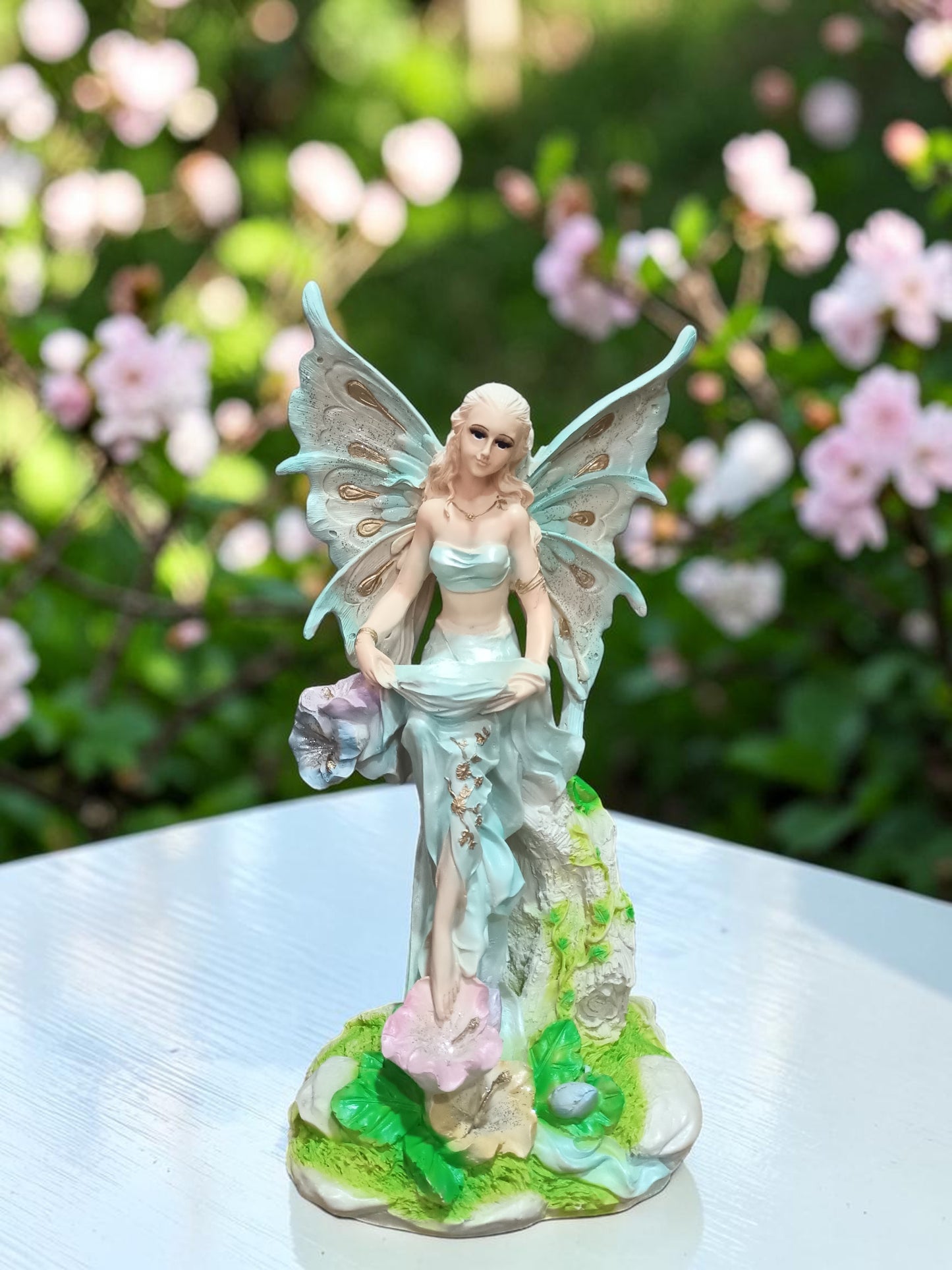 Escultura de Hada Mística (45 cm) – Elegancia, Detalle Artesanal y Magia para tu Hogar