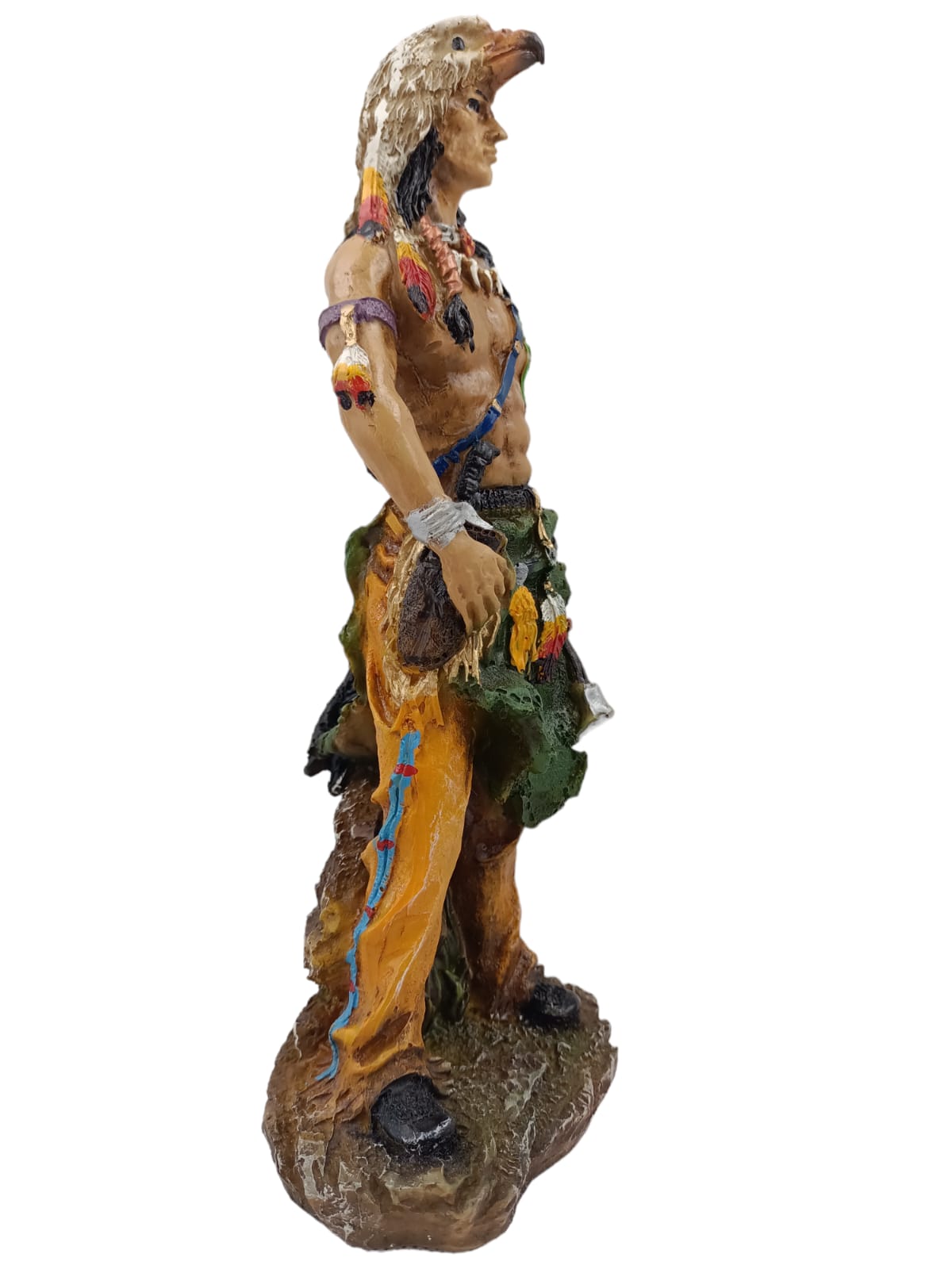 Guerrero Indígena Decorativo en Resina – Figura de Fuerza, Honor y Espíritu Ancestral | 27 cm