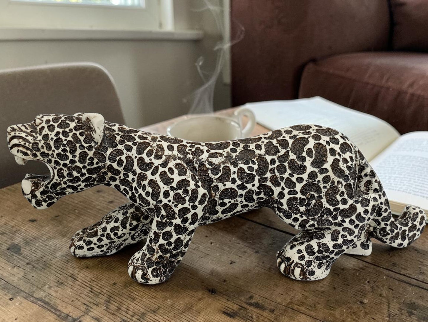Jaguar Decorativo Artesanal en Resina – Elegancia Salvaje para tu Espacio | 16 cm