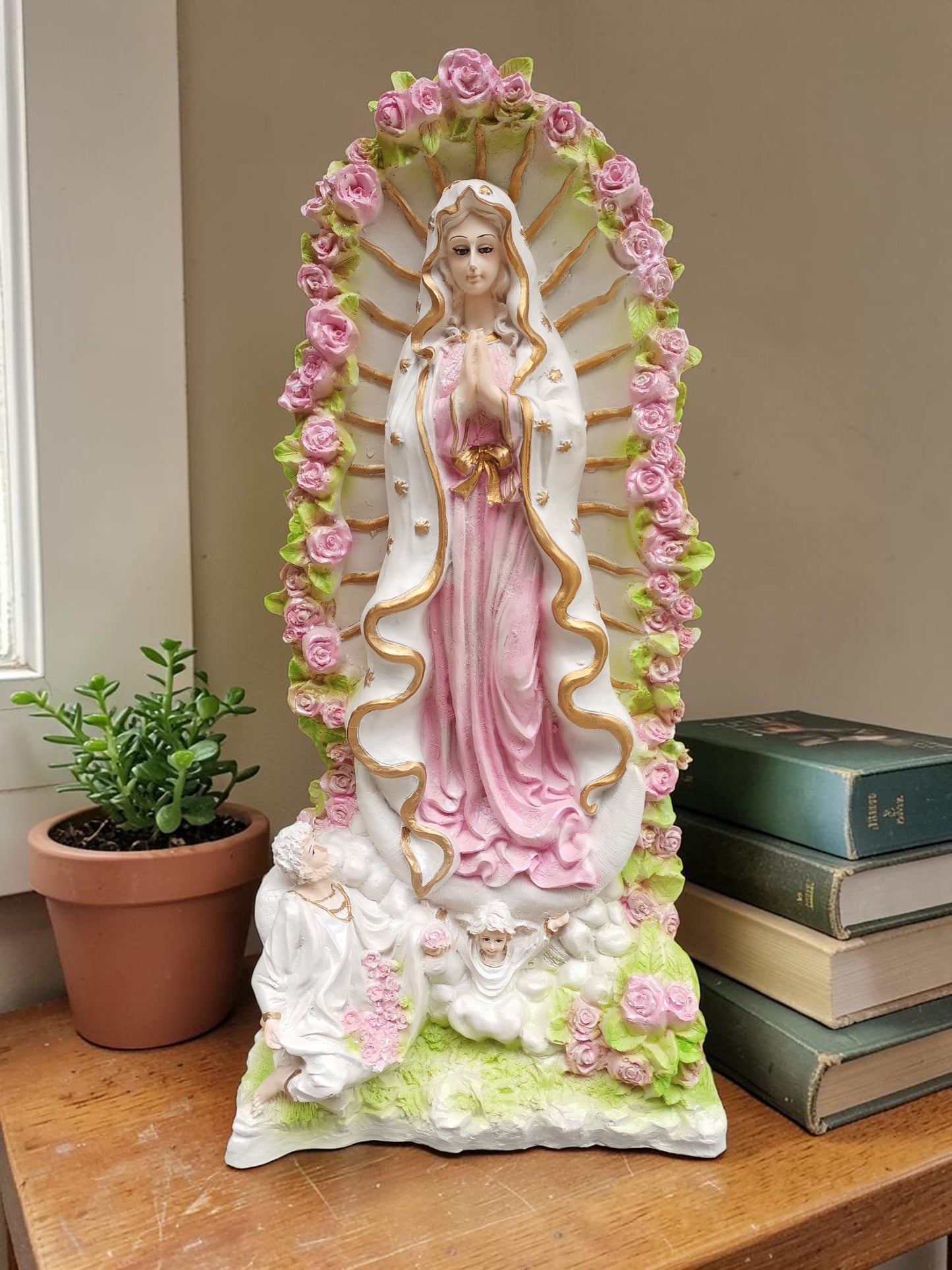 Virgen de Guadalupe en Tonos Claros – Dulzura, Protección y Fe que Ilumina tu Hogar (70 cm)